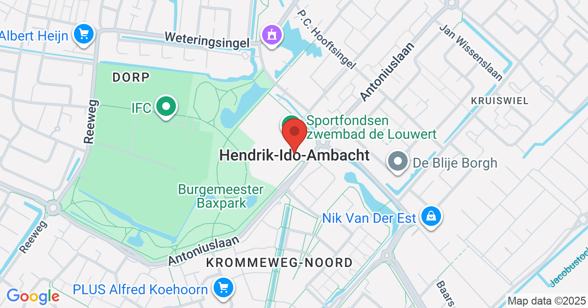Brand op het dak van de Sophiahal in Hendrik-Ido-Ambacht
